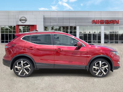 2022 Nissan Rogue Sport SL