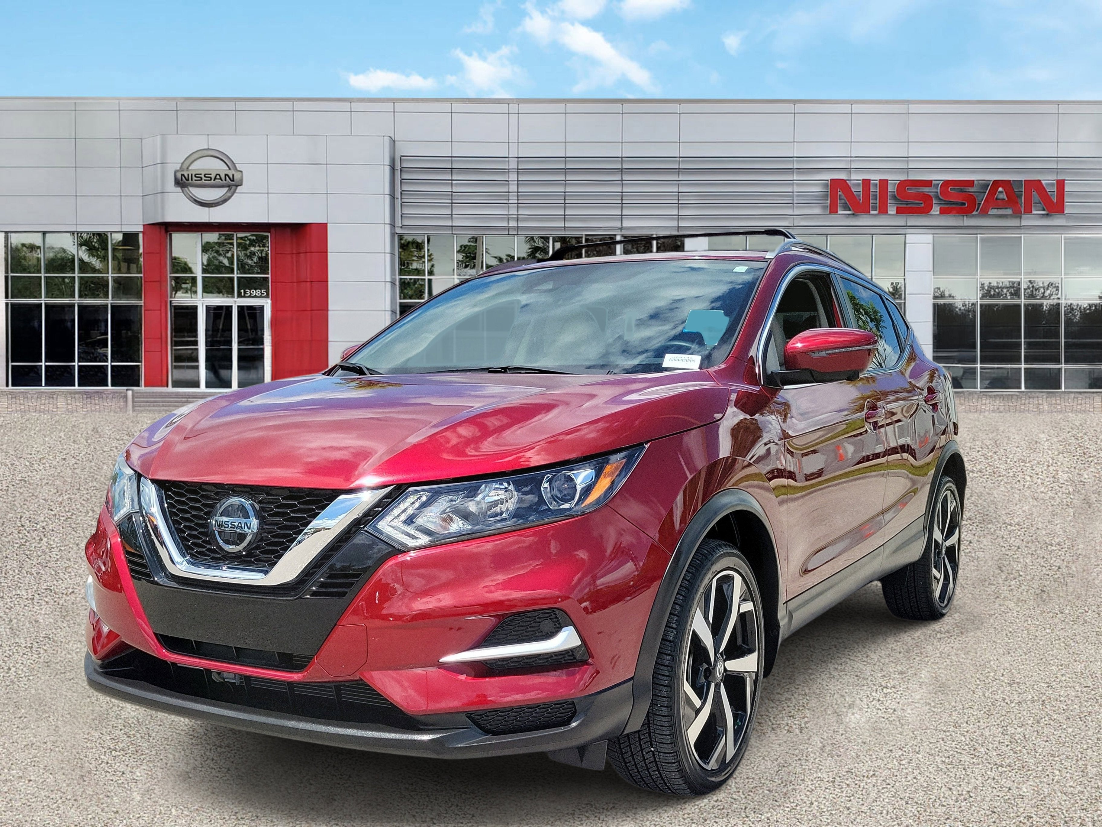 2022 Nissan Rogue Sport SL