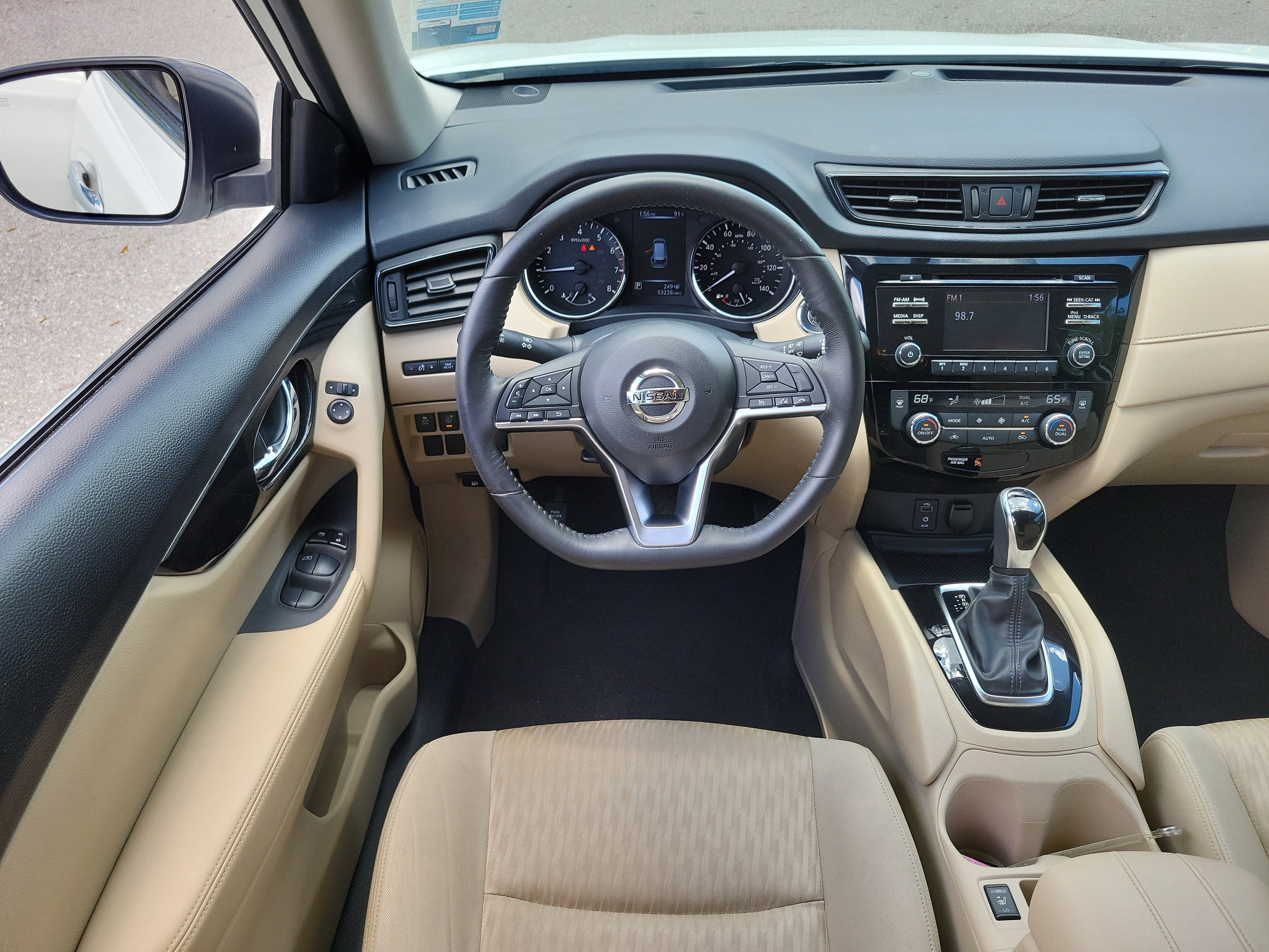 2017 Nissan Rogue SV