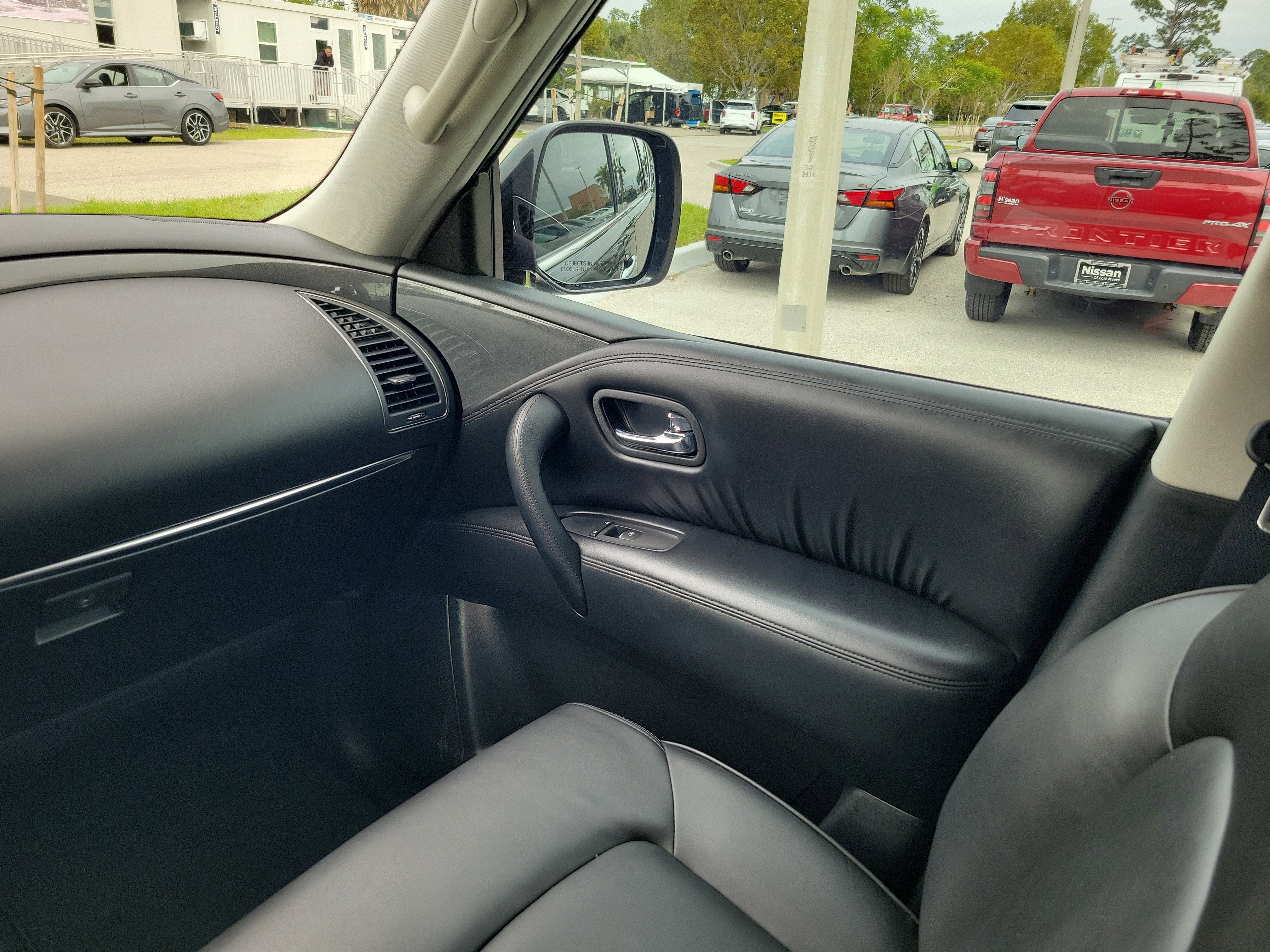 2023 Nissan Armada SV