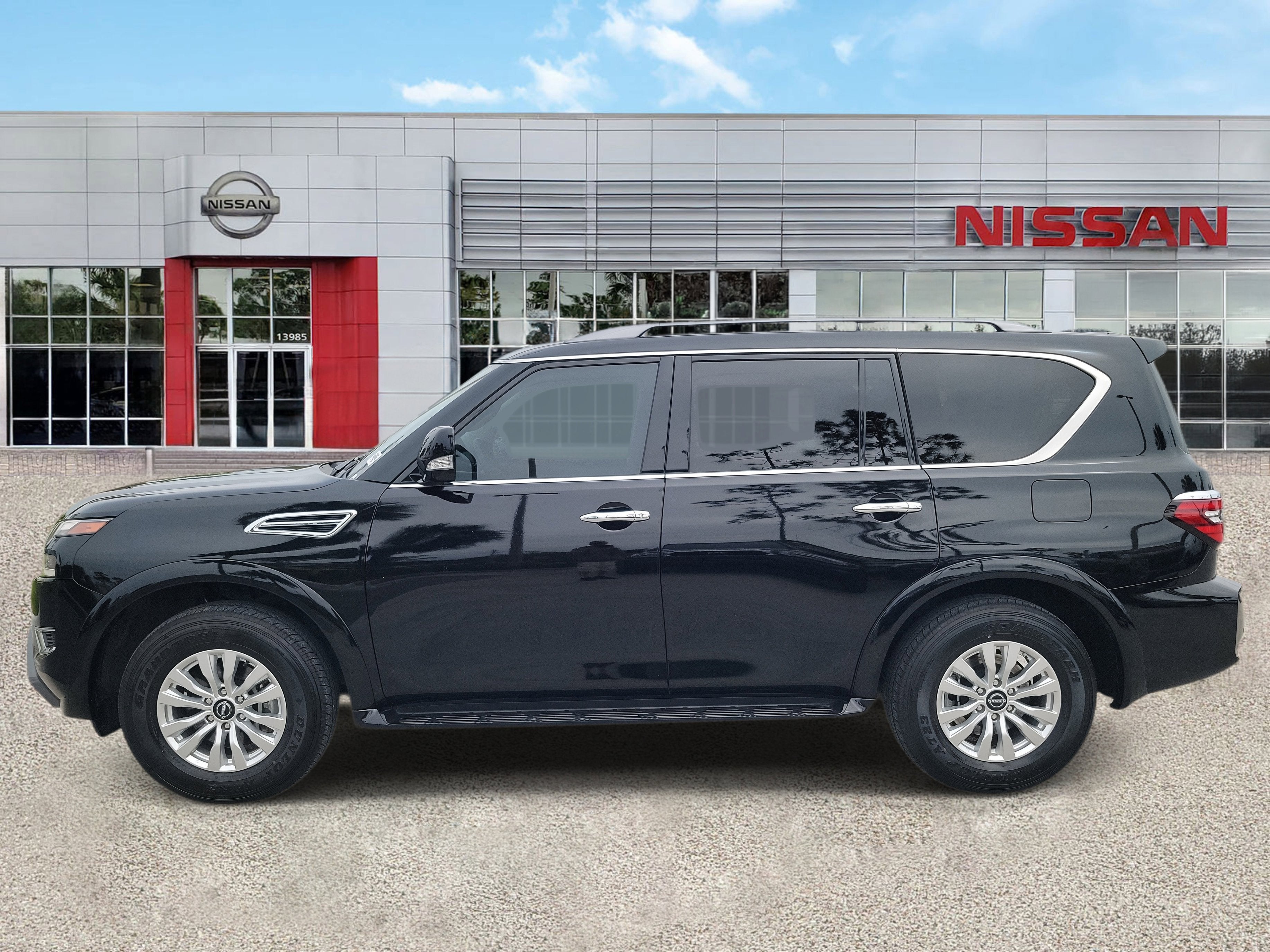 2023 Nissan Armada SV