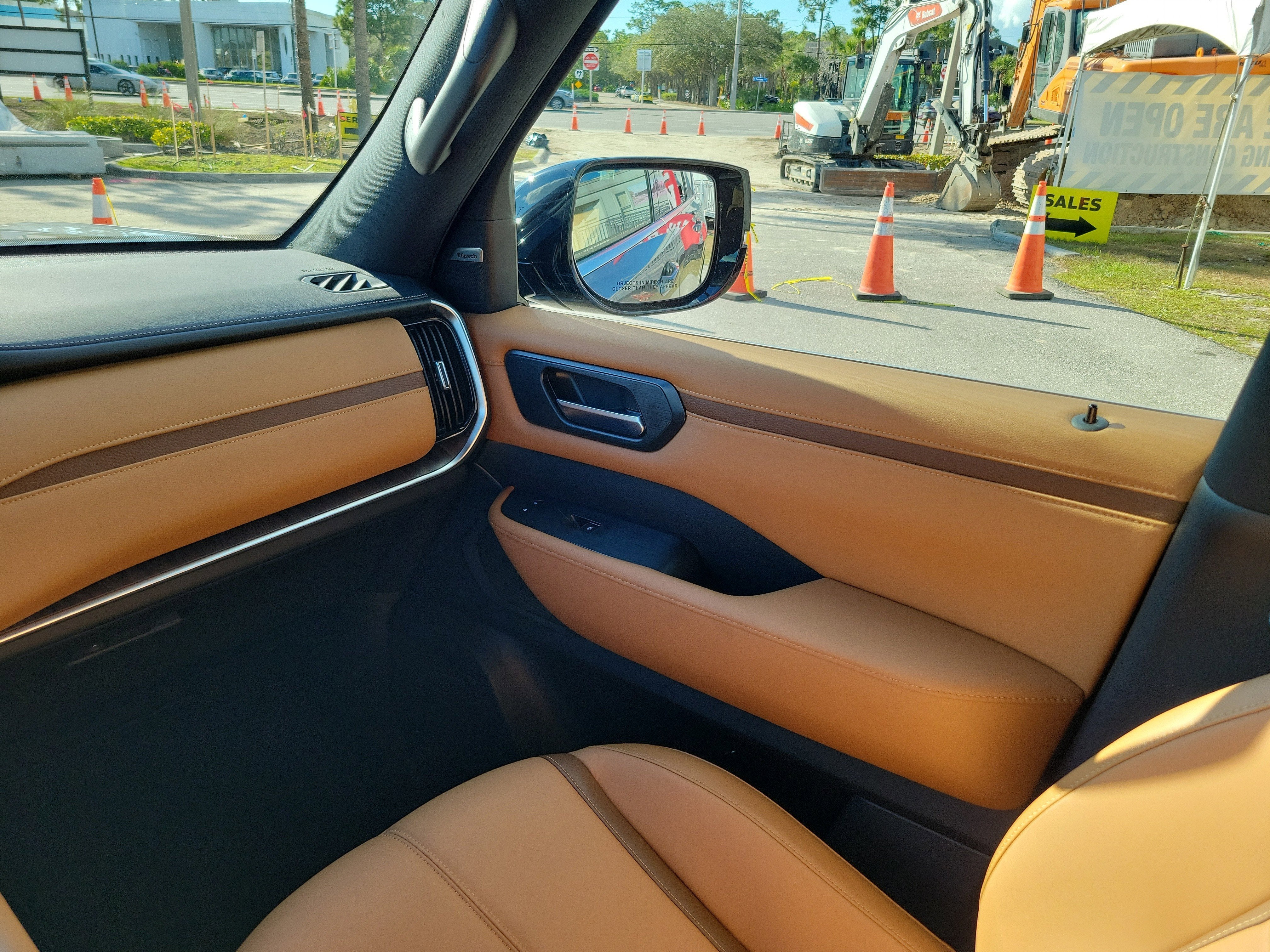 2025 Nissan Armada SL