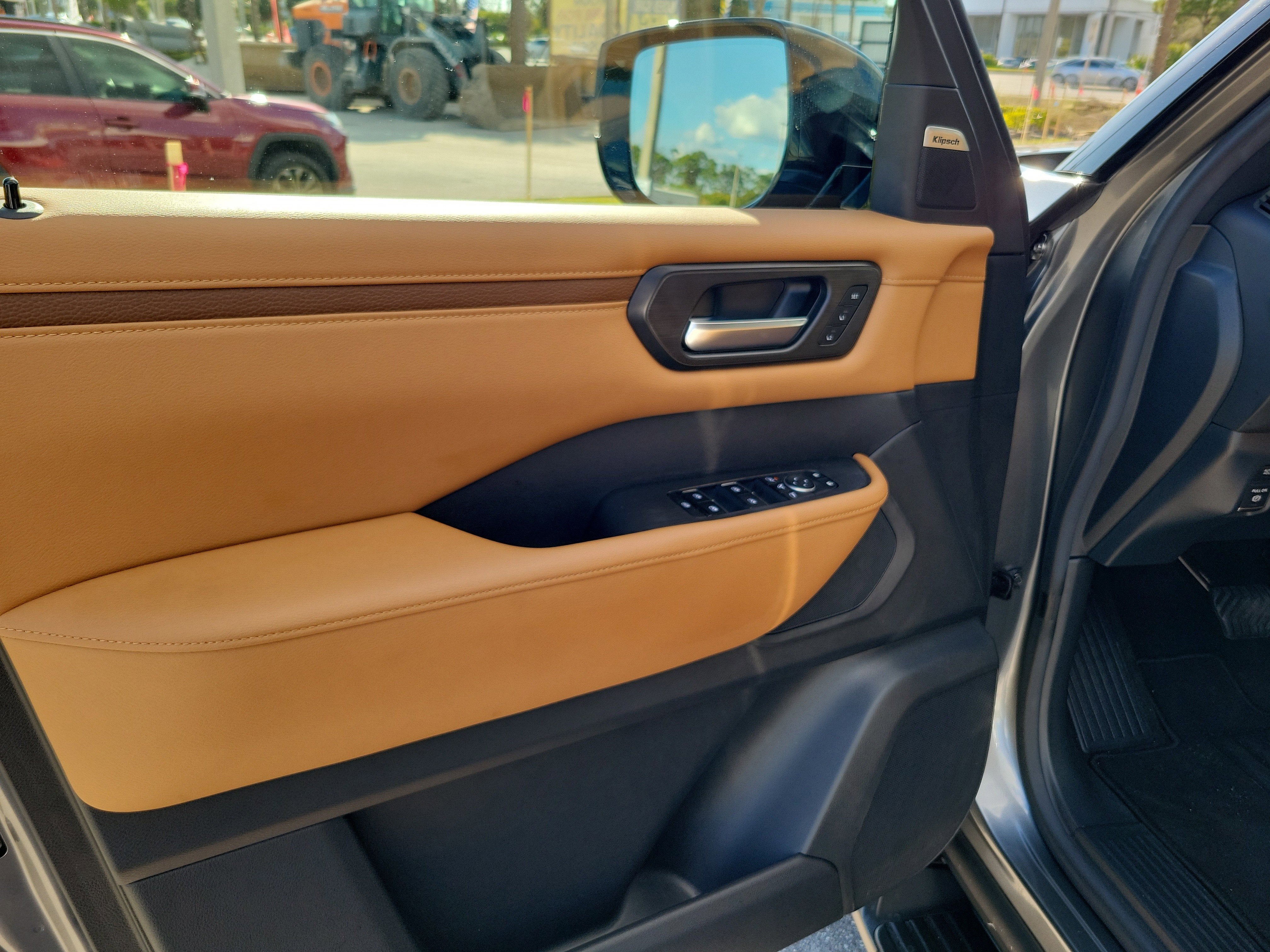 2025 Nissan Armada SL