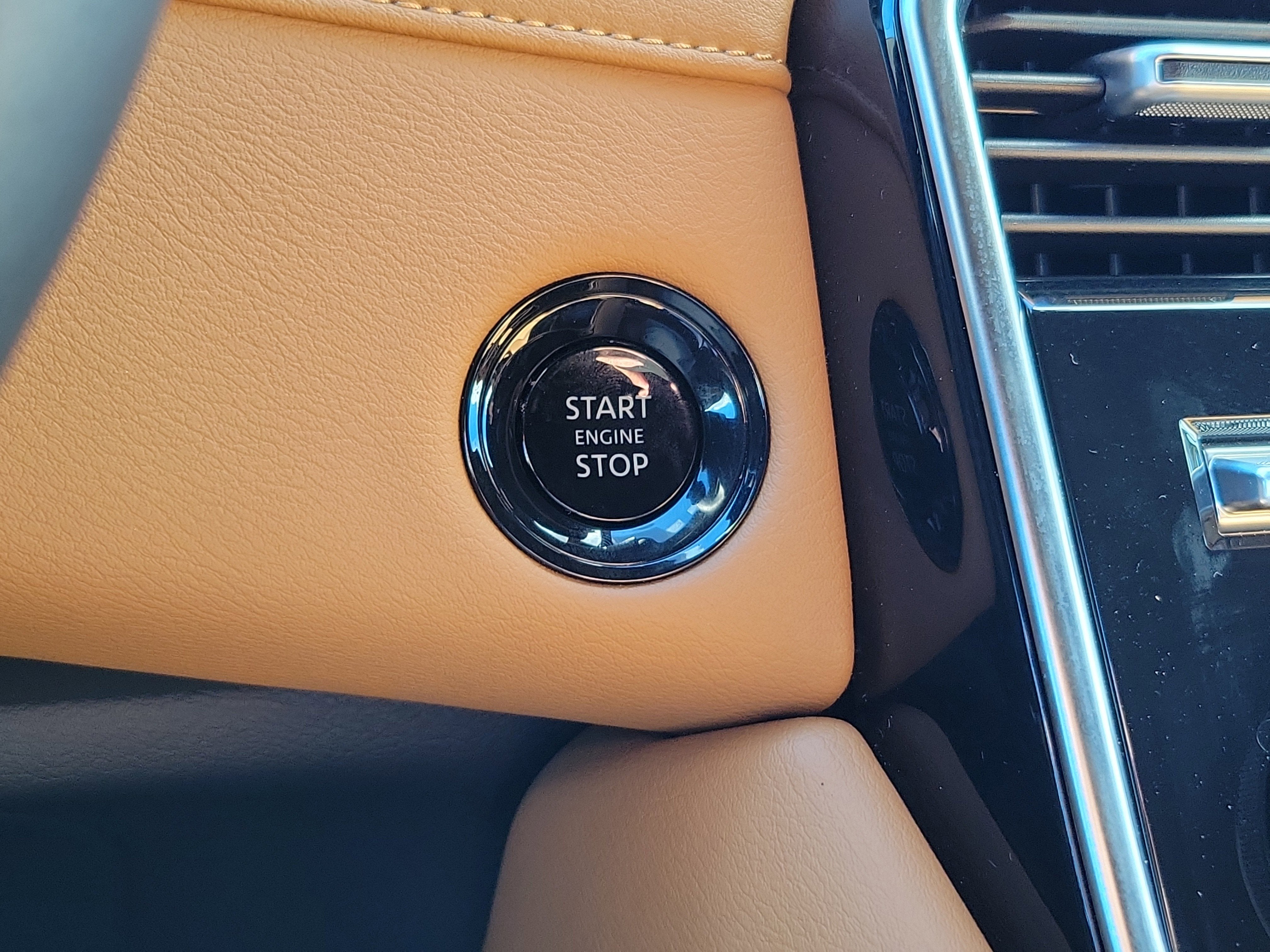 2025 Nissan Armada SL