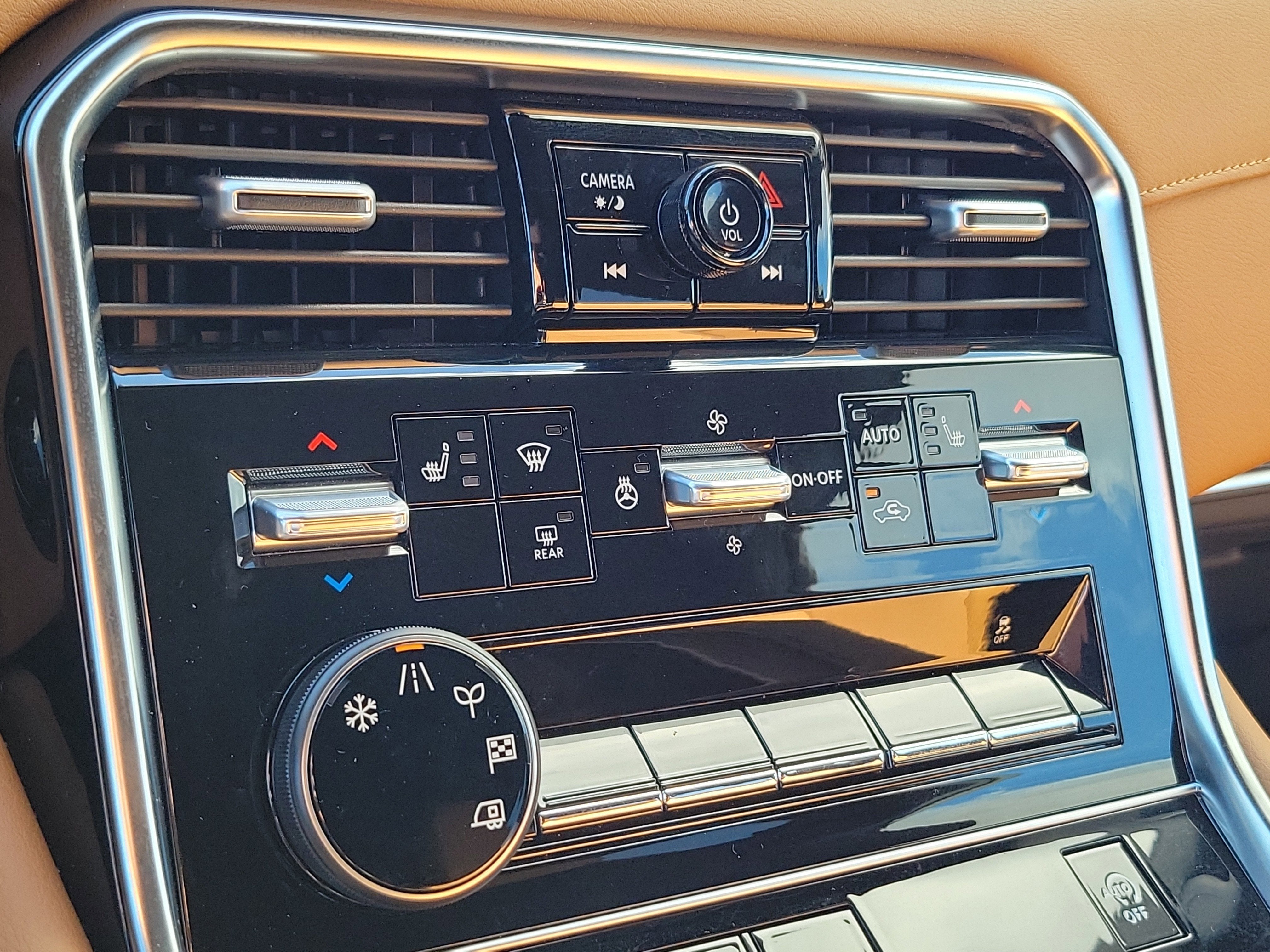 2025 Nissan Armada SL