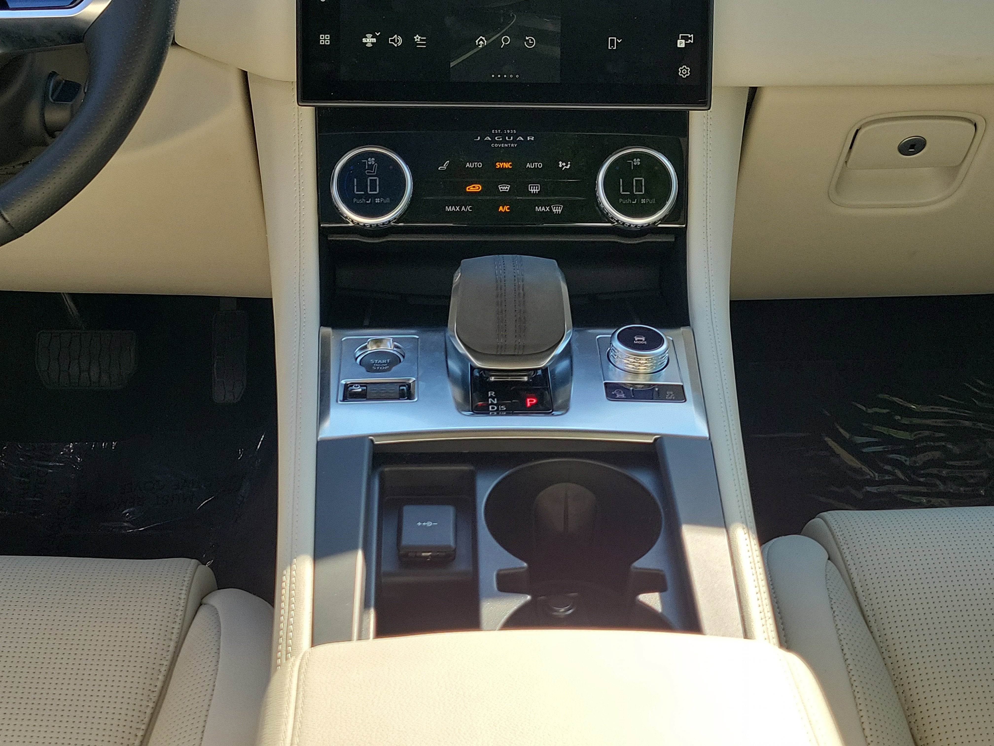 2023 Jaguar F-PACE R-Dynamic S