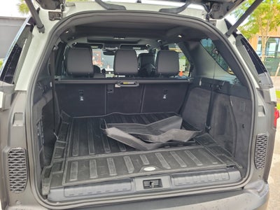 2025 Land Rover Discovery S