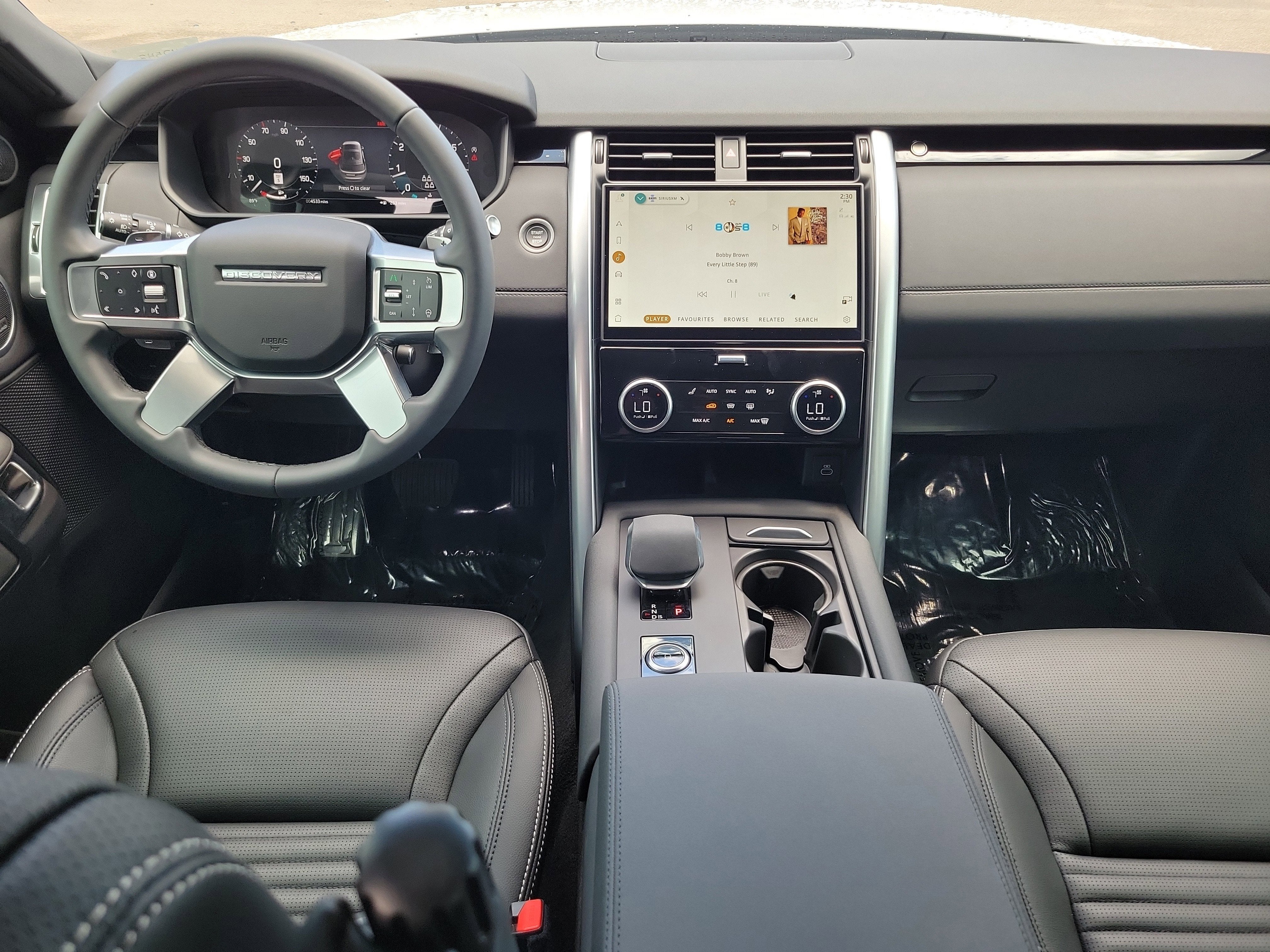 2025 Land Rover Discovery S