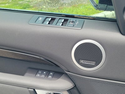 2025 Land Rover Discovery S