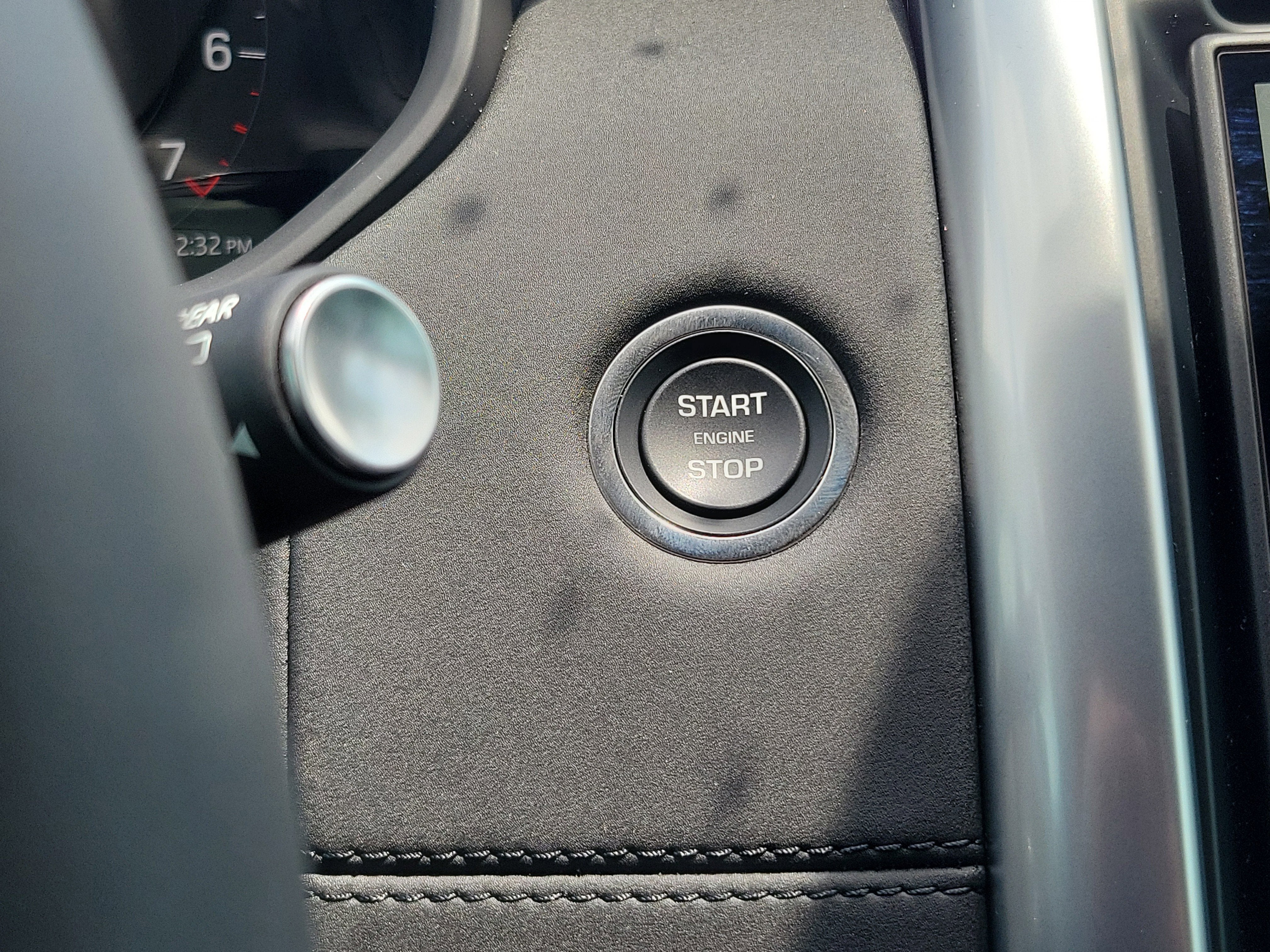 2025 Land Rover Discovery S