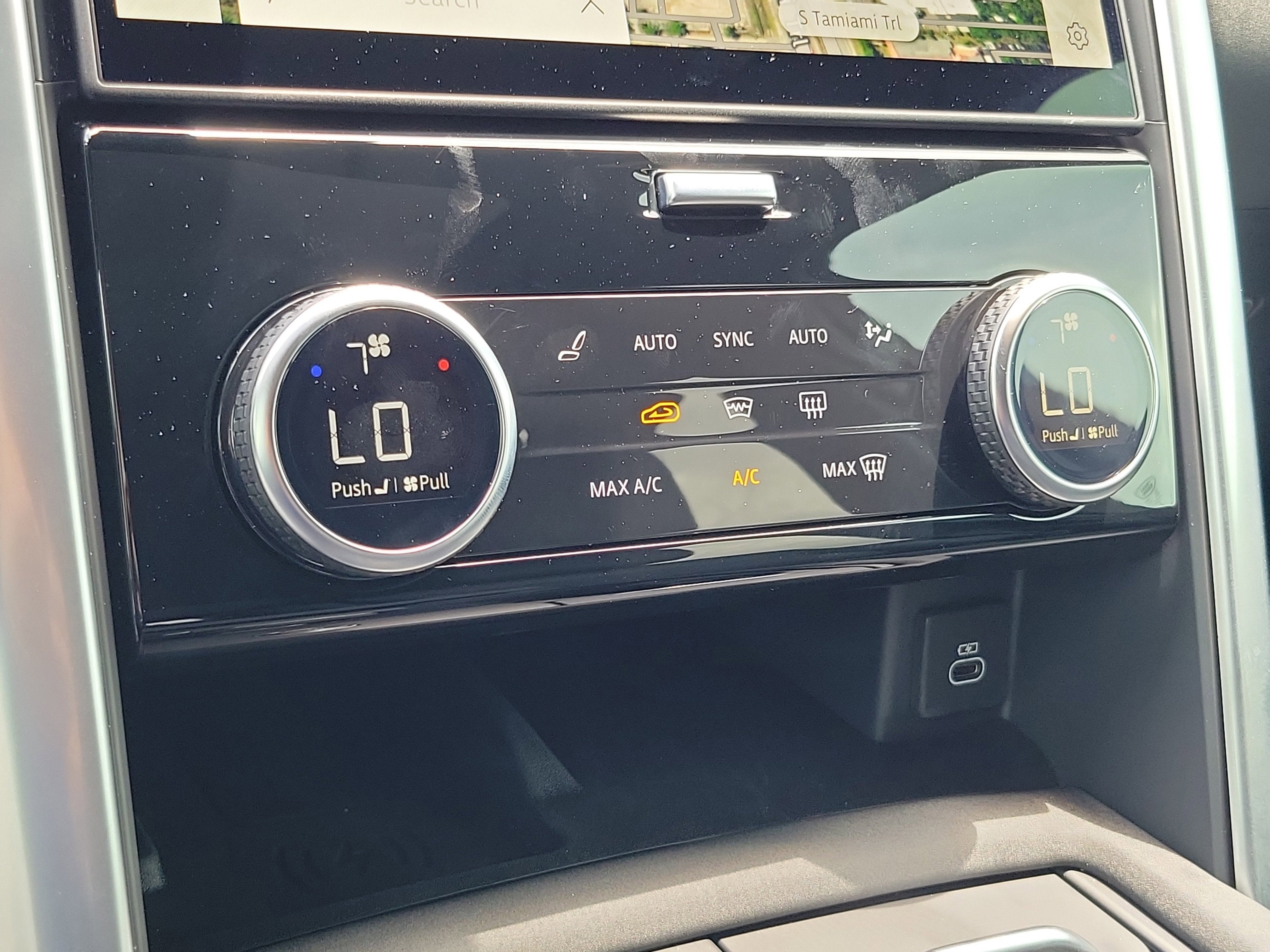 2025 Land Rover Discovery S