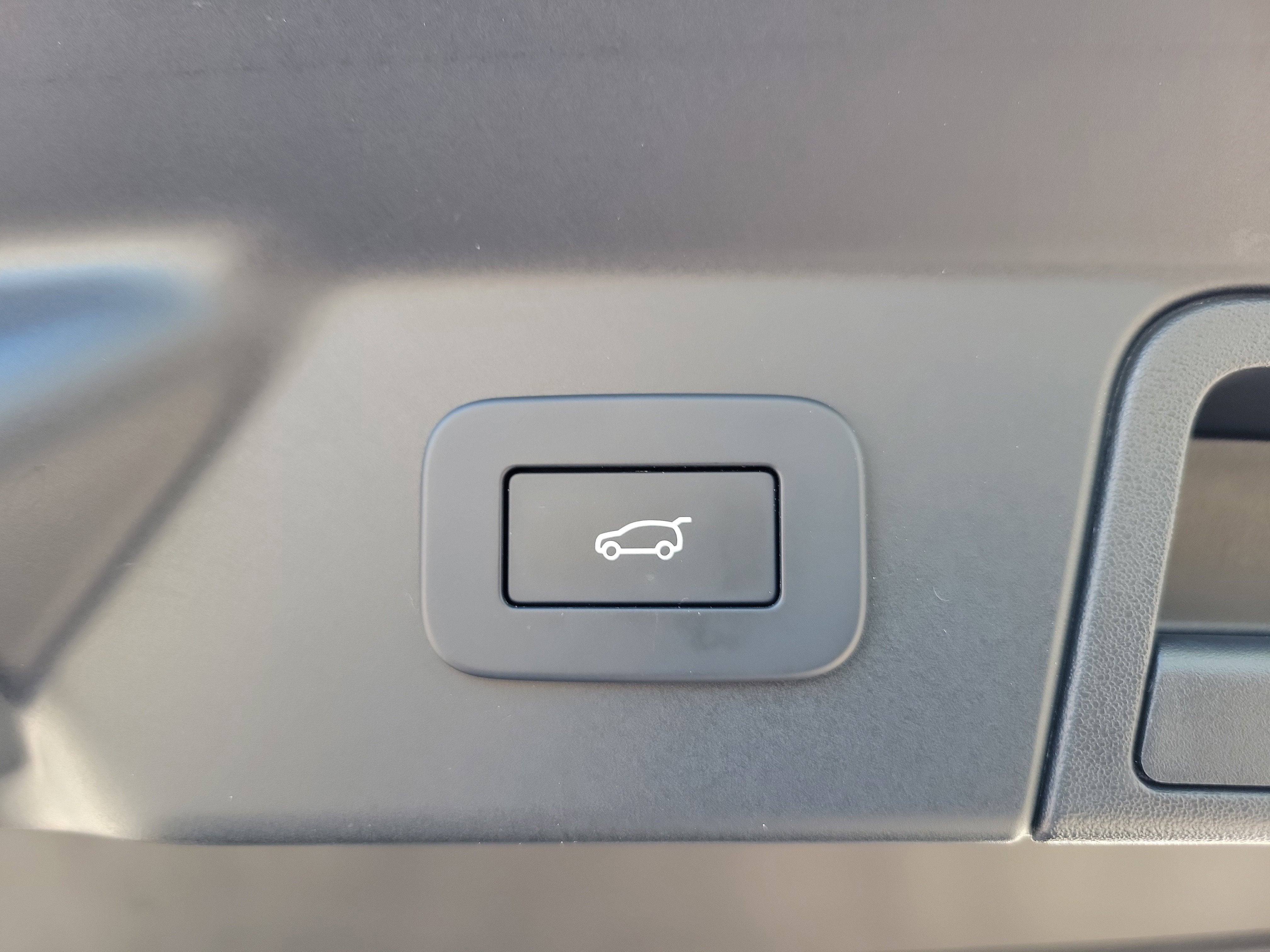 2024 Land Rover Range Rover Velar Dynamic SE
