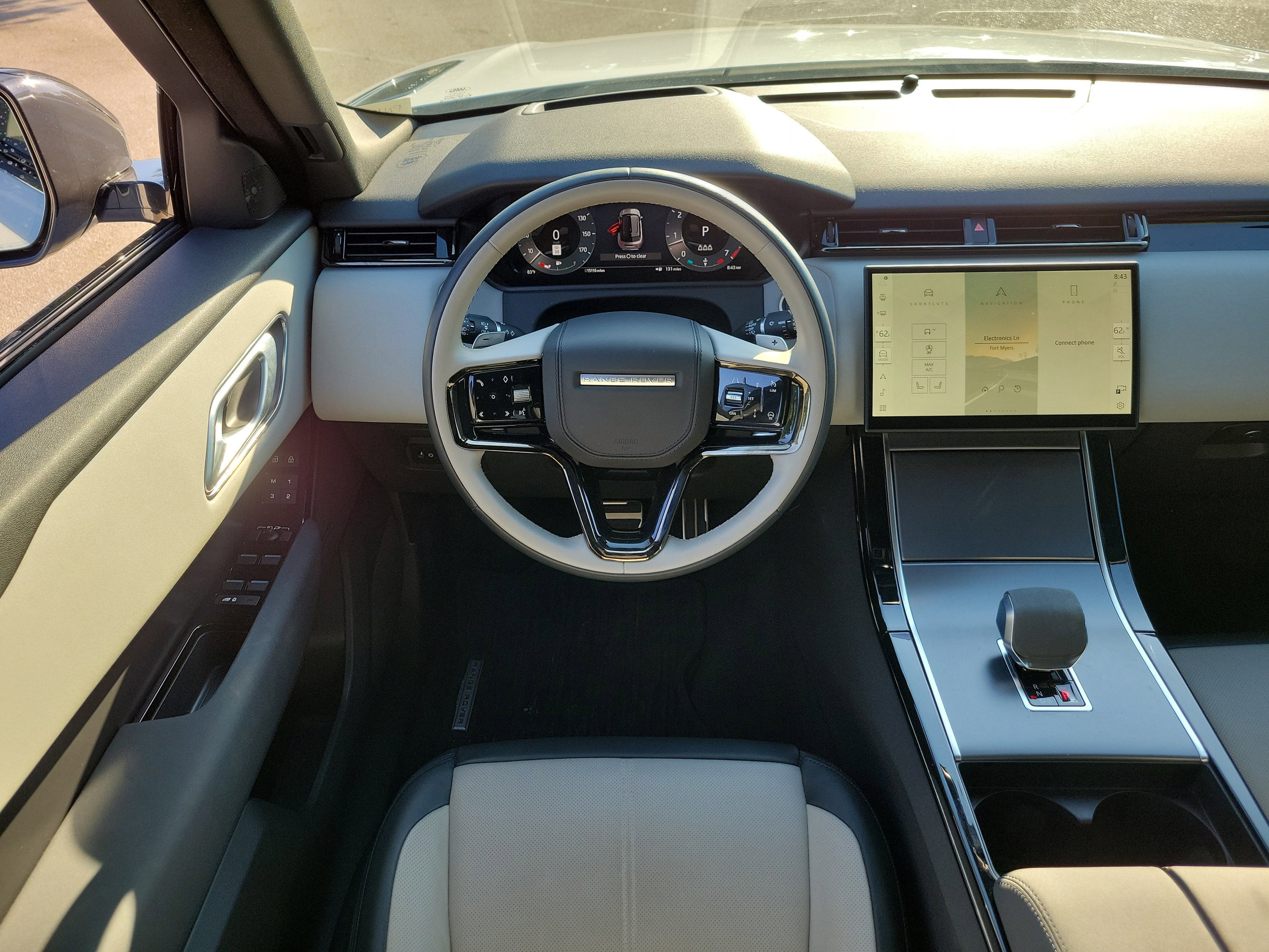 2024 Land Rover Range Rover Velar Dynamic SE