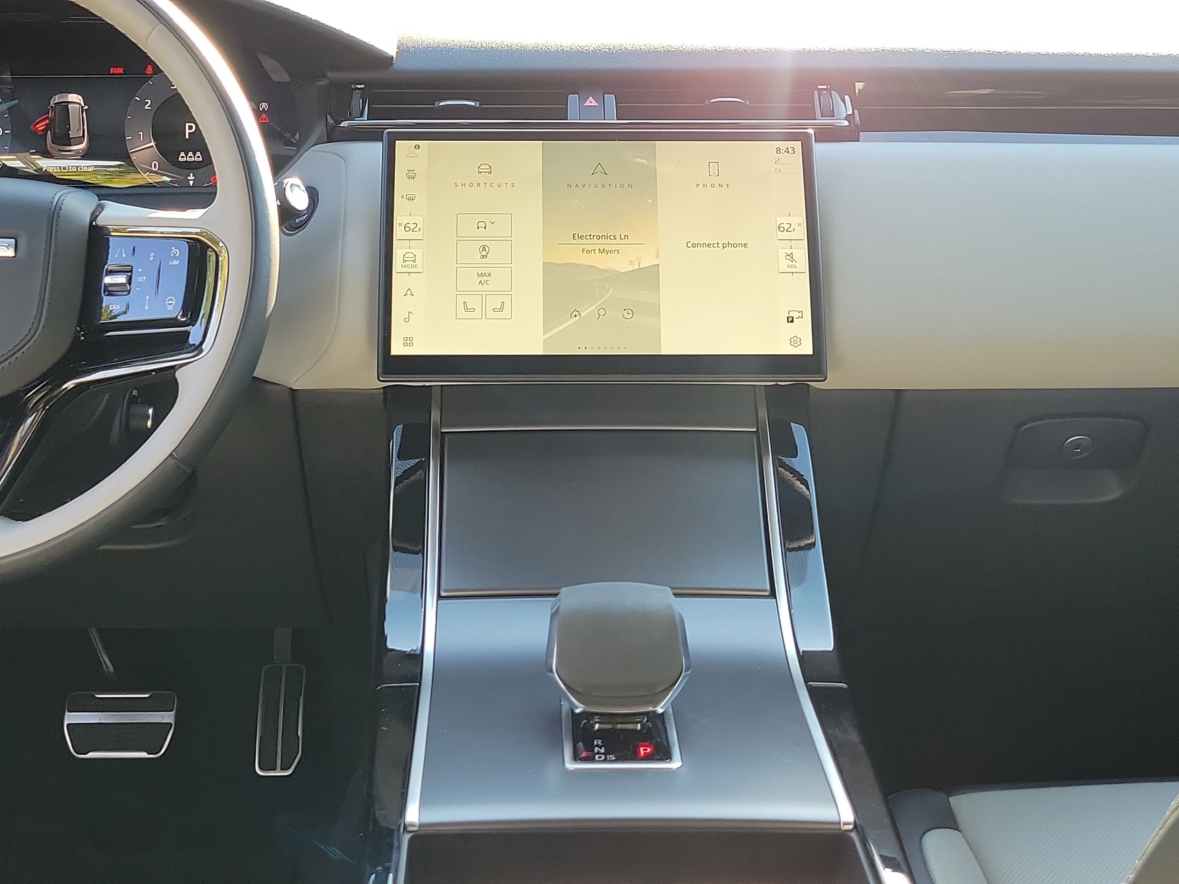 2024 Land Rover Range Rover Velar Dynamic SE