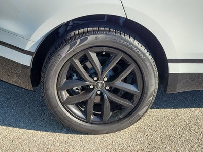 2024 Land Rover Range Rover Velar Dynamic SE