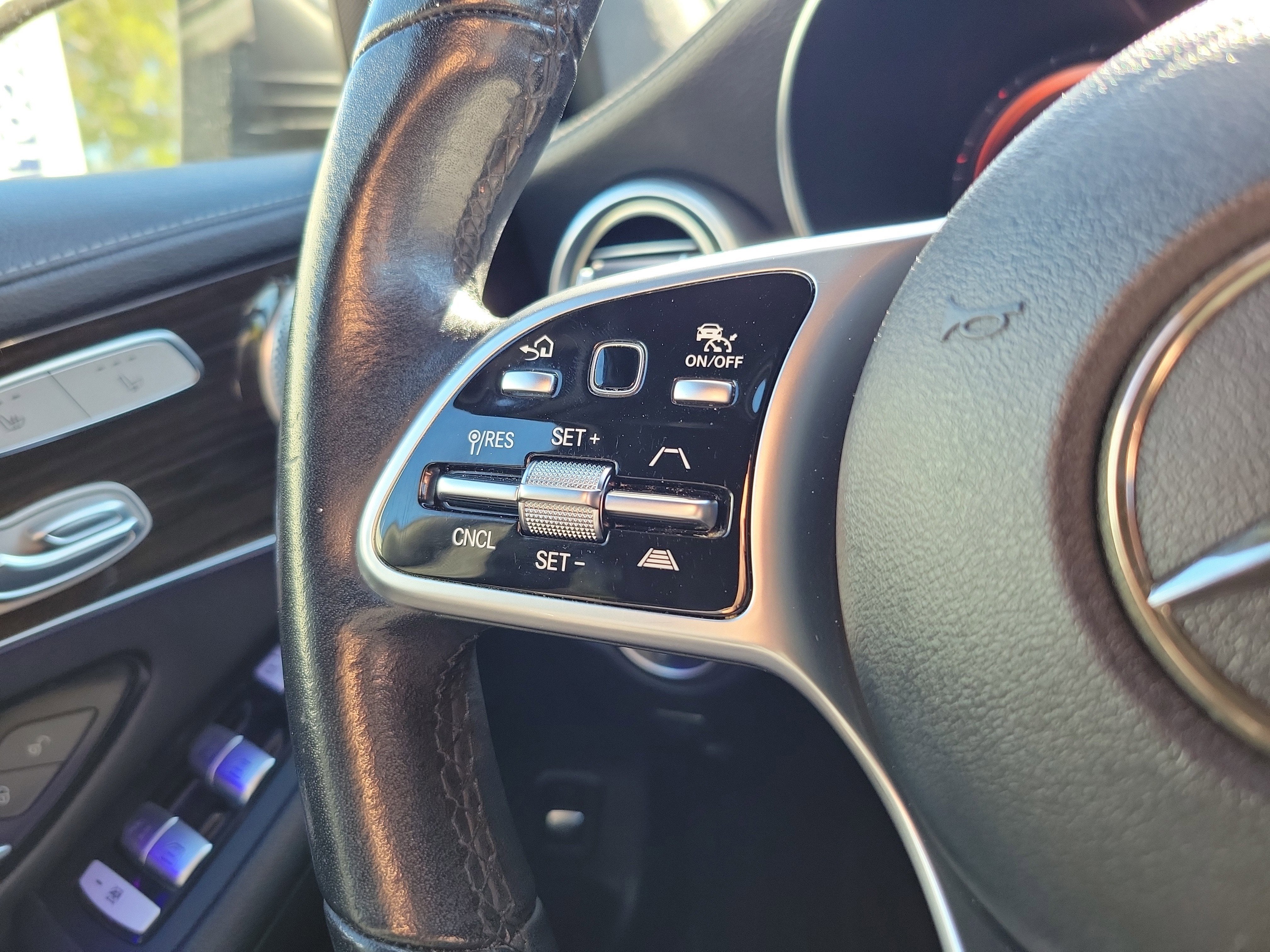 2020 Mercedes-Benz GLC GLC 300