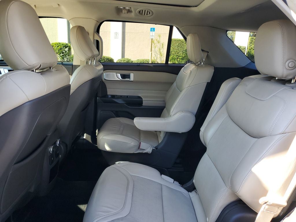 2020 Ford Explorer Platinum