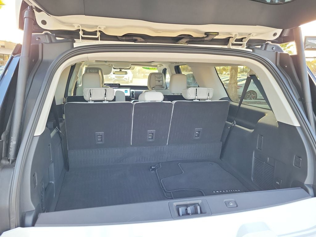 2026 Ford Expedition MAX Platinum Max