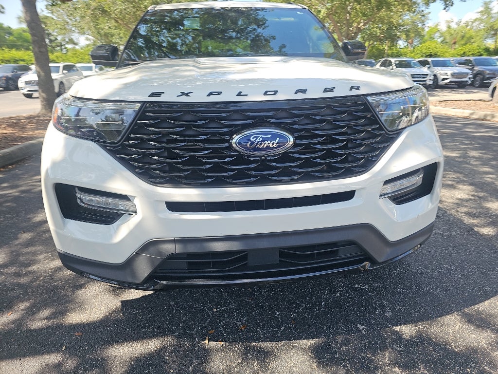 2022 Ford Explorer ST-Line