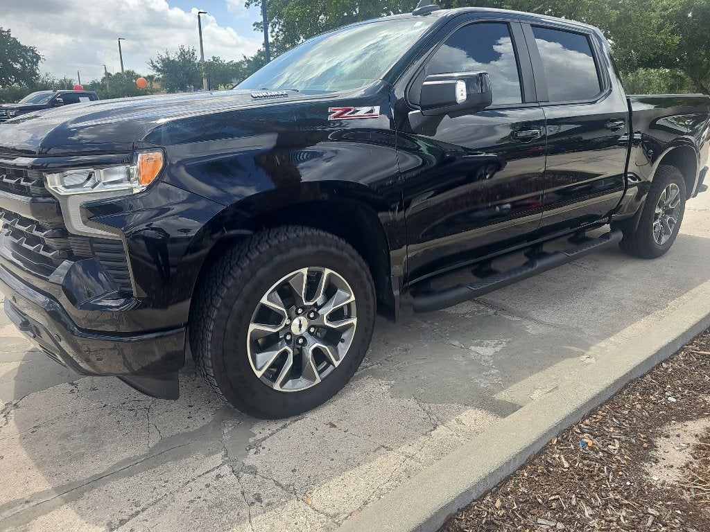 2025 Chevrolet Silverado RST