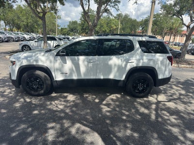 2022 GMC Acadia AT4