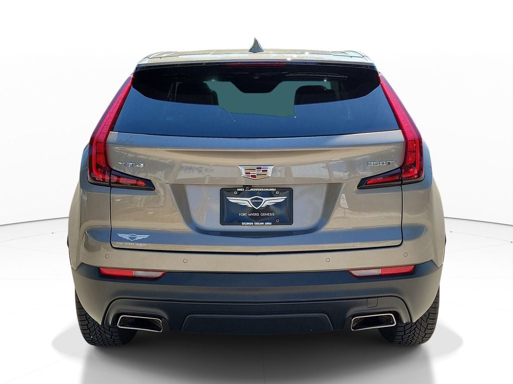 2023 Cadillac XT4 FWD Luxury