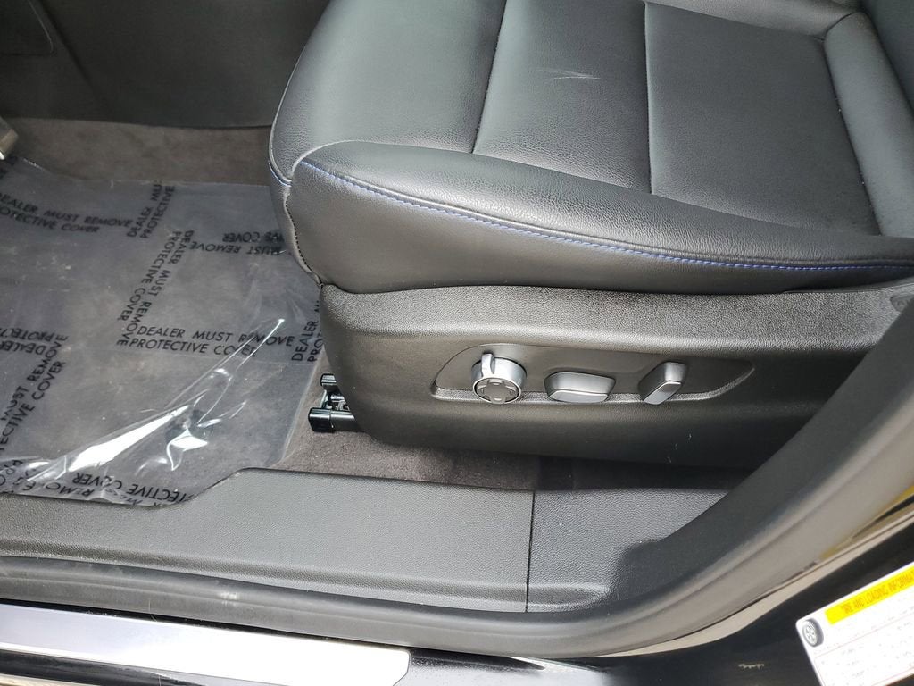 2025 Cadillac XT4 FWD Sport