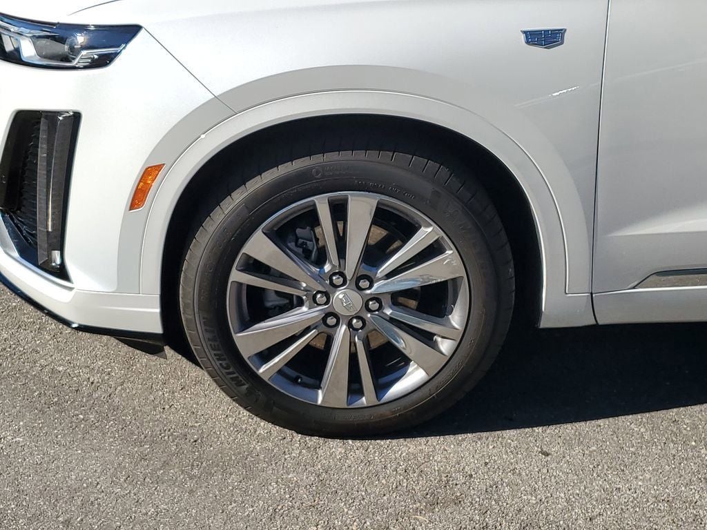 2025 Cadillac XT6 Premium Luxury