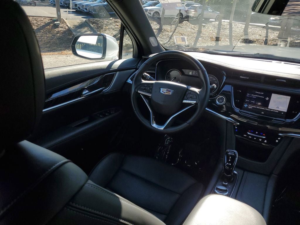 2025 Cadillac XT6 Premium Luxury