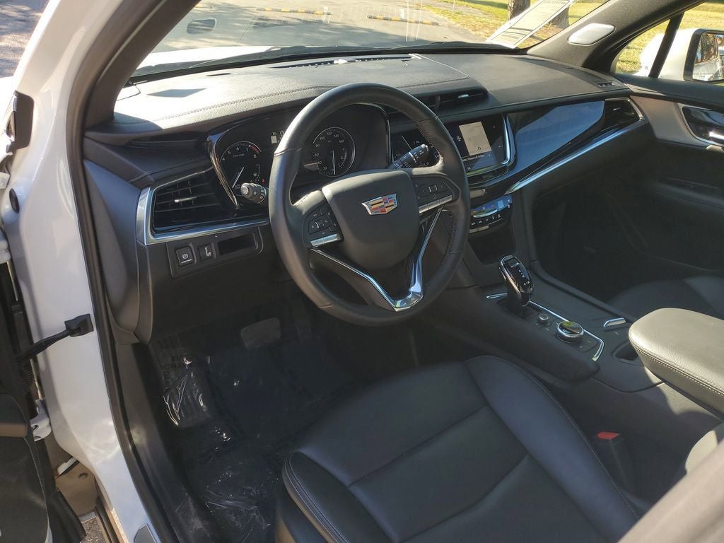 2025 Cadillac XT6 Premium Luxury