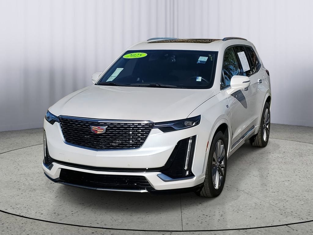 2025 Cadillac XT6 Premium Luxury