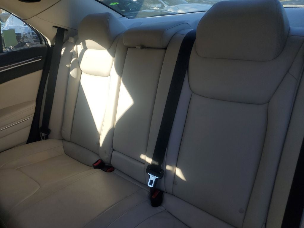 2016 Chrysler 300 Limited