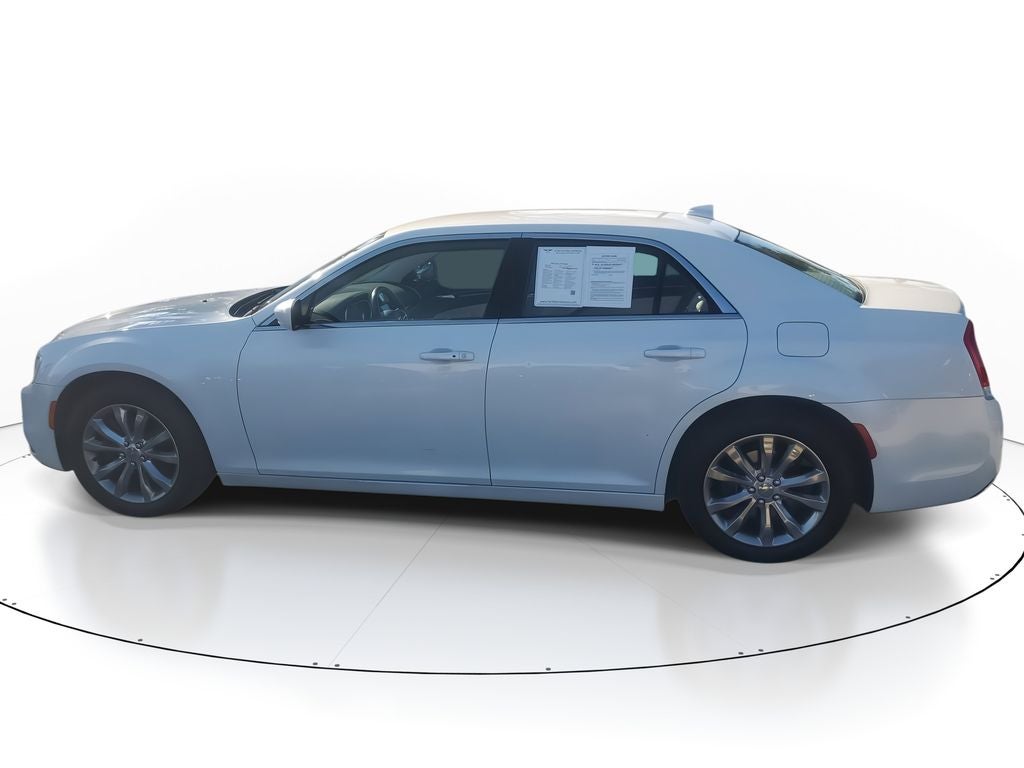 2016 Chrysler 300 Limited