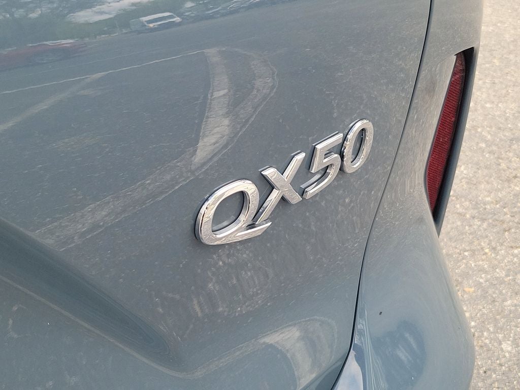 2022 INFINITI QX50 LUXE