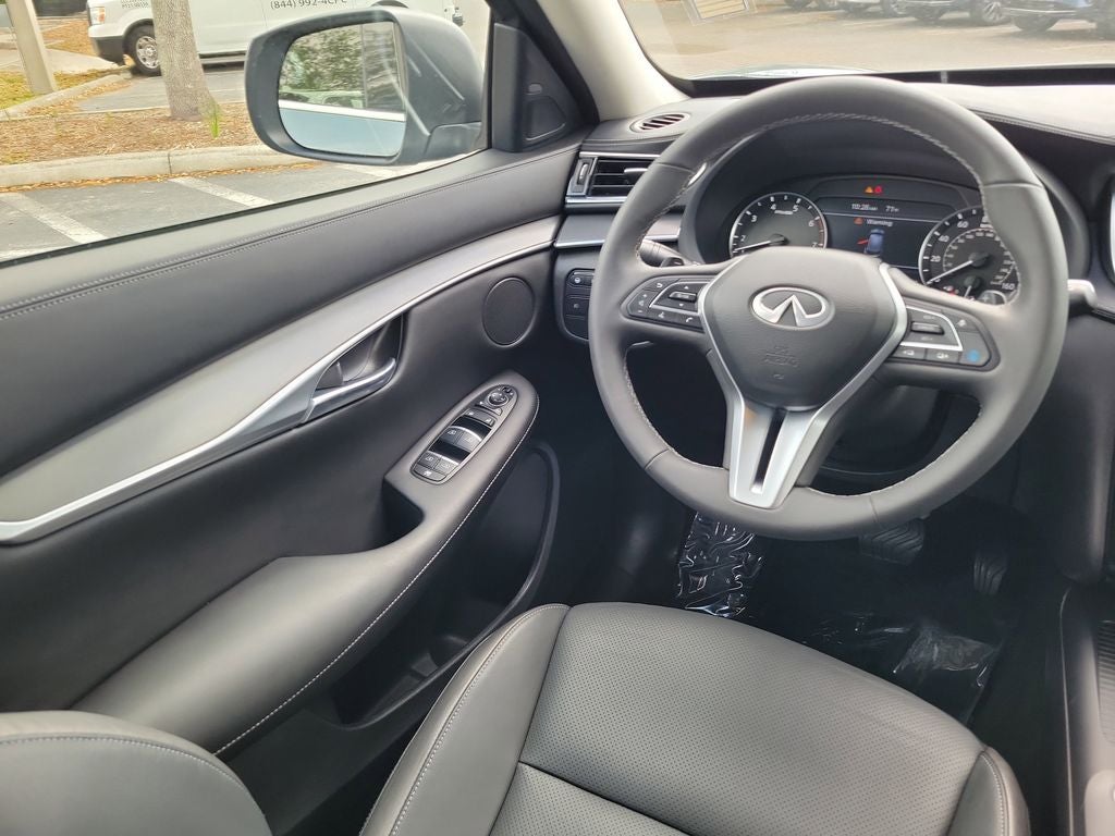 2022 INFINITI QX50 LUXE