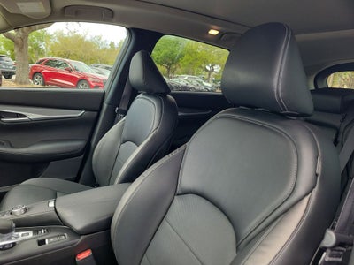 2022 INFINITI QX50 LUXE