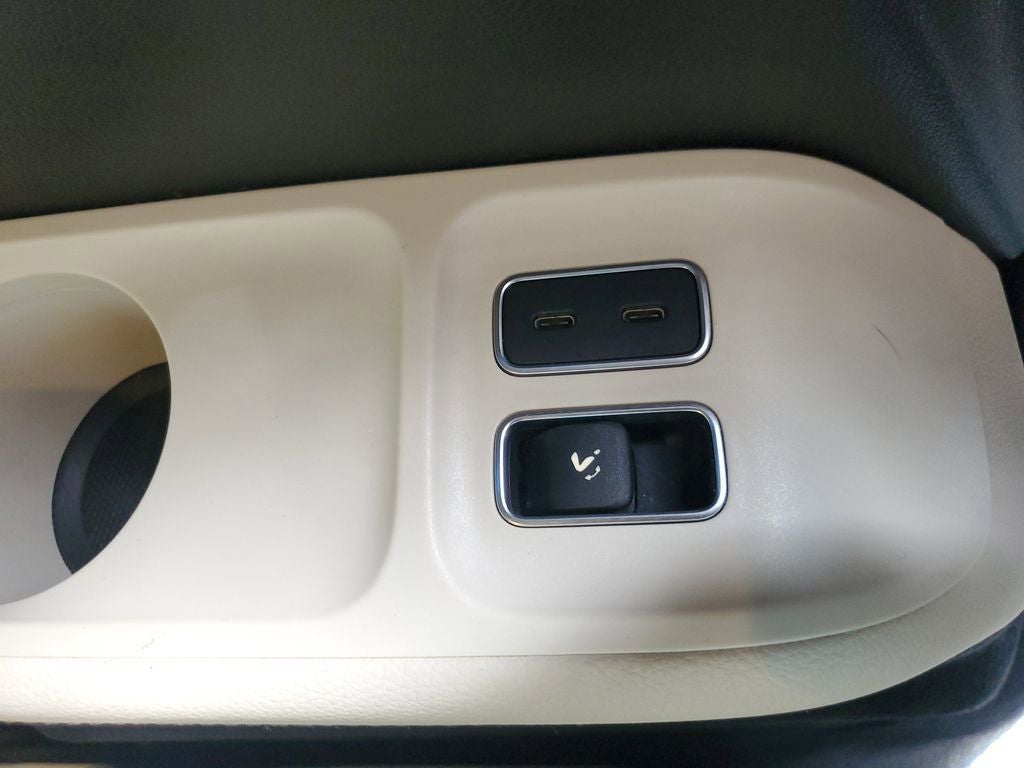 2022 Mercedes-Benz GLS 450 4MATIC®