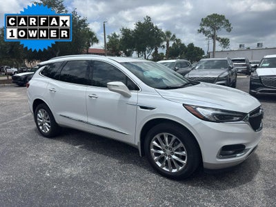 2020 Buick Enclave Essence