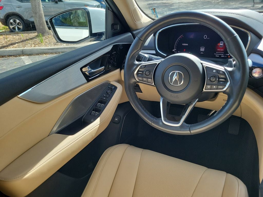 2023 Acura MDX w/Technology Package 1 owner CLEAN!!!