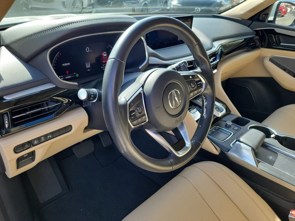 2023 Acura MDX w/Technology Package 1 owner CLEAN!!!