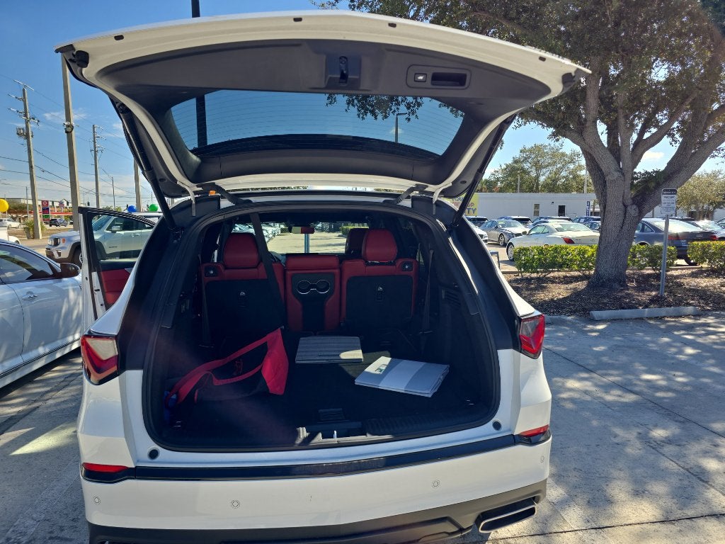 2022 Acura MDX w/A-Spec Package