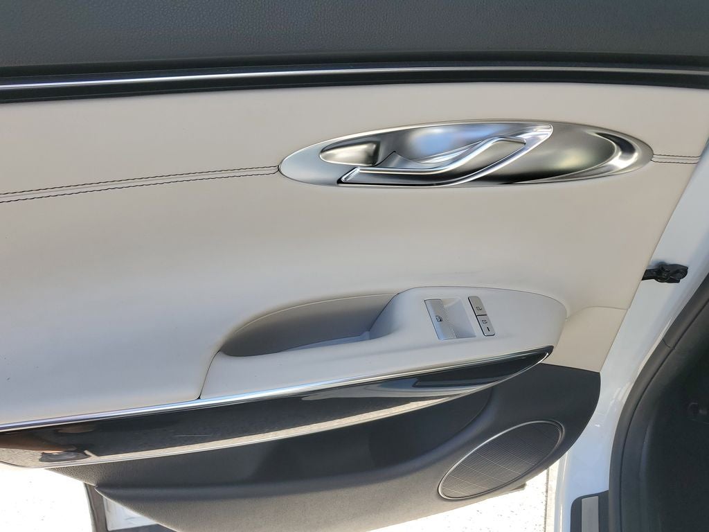 2024 Genesis GV70 2.5T