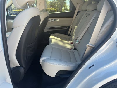 2024 Genesis GV70 2.5T