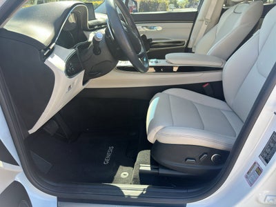 2024 Genesis GV70 2.5T