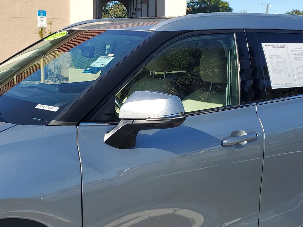 2022 Toyota Highlander Hybrid Hybrid XLE