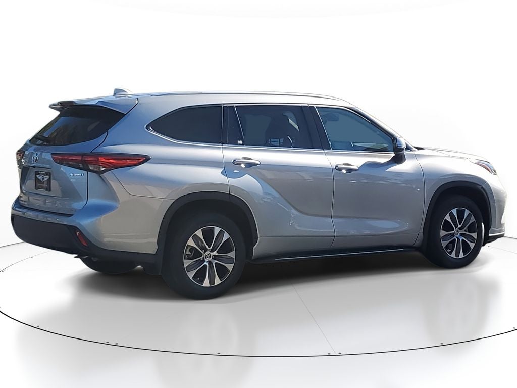 2022 Toyota Highlander Hybrid Hybrid XLE