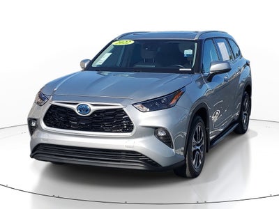 2022 Toyota Highlander Hybrid Hybrid XLE