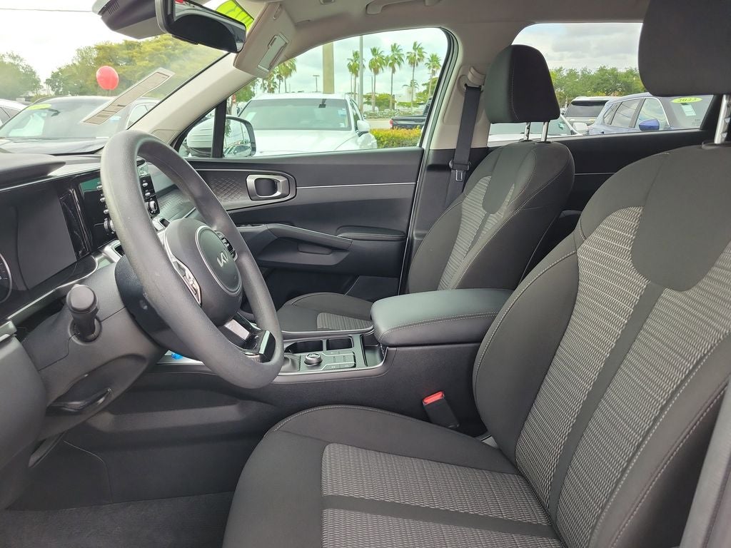 2023 Kia Sorento LX