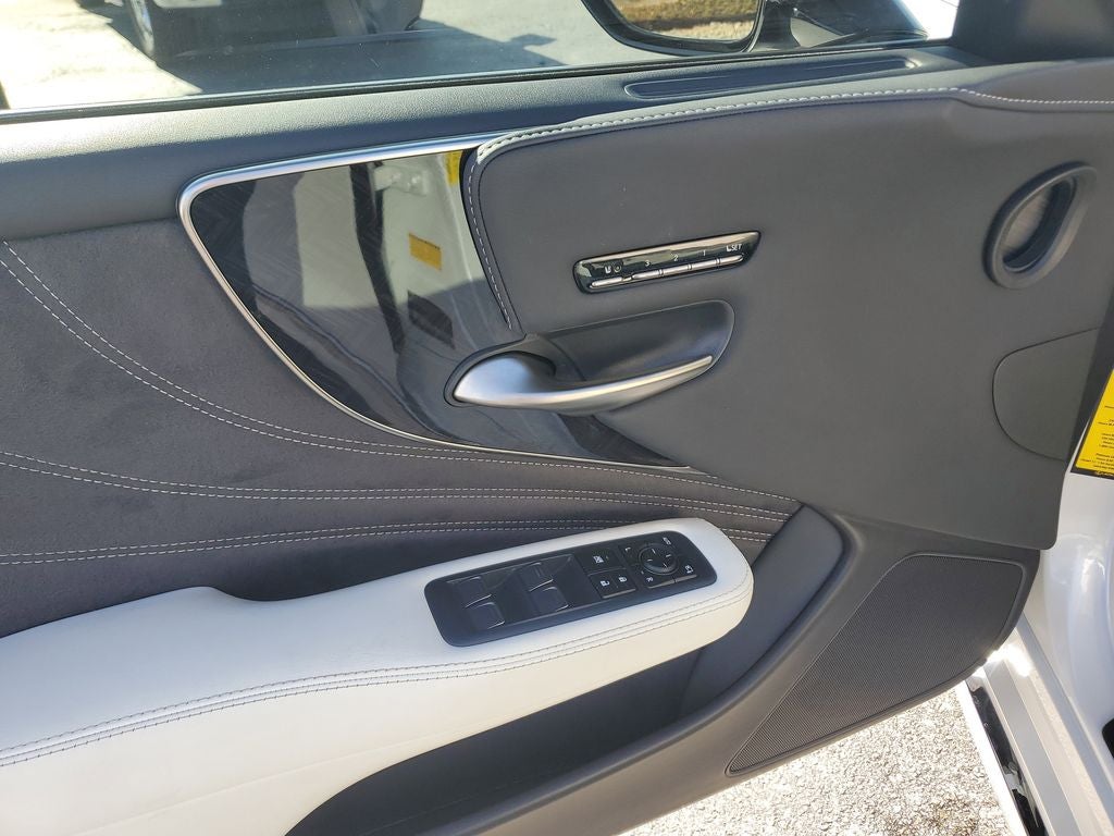 2023 Lexus LS 500 Core