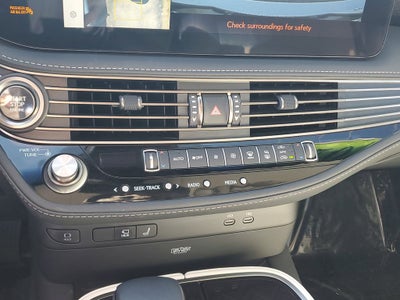 2023 Lexus LS 500 Core